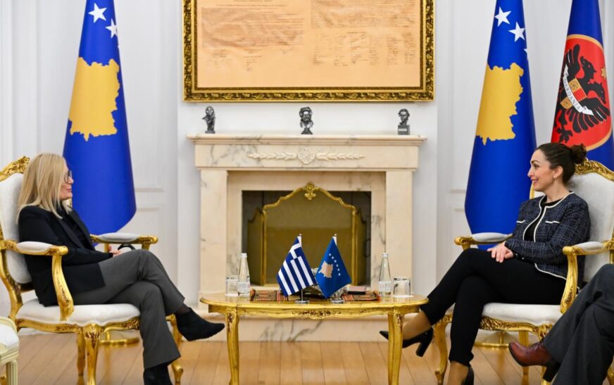 Osmani takohet me ambasadoren greke, flasin për zhvillimet e fundit në Kosovë