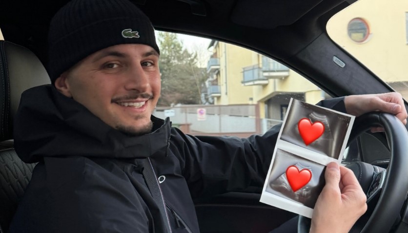 Artisti i njohur po bëhet baba