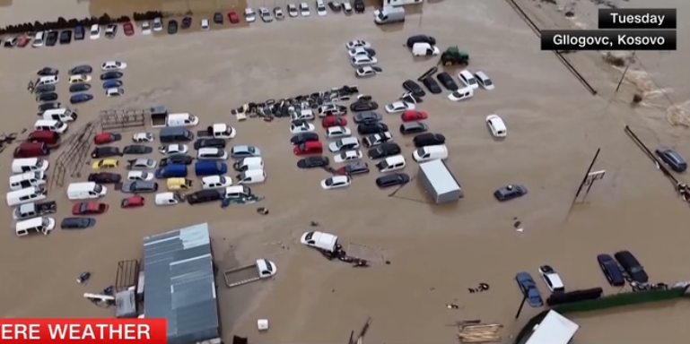 CNN raporton për vërshimet në Kosovë, publikon pamje nga situata në Drenas