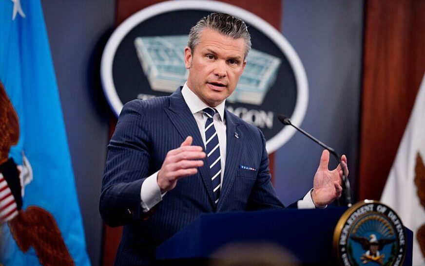 Shefi i Pentagonit: Rreth 200 trupa amerikane hynë në Karakas për të kapur Maduron