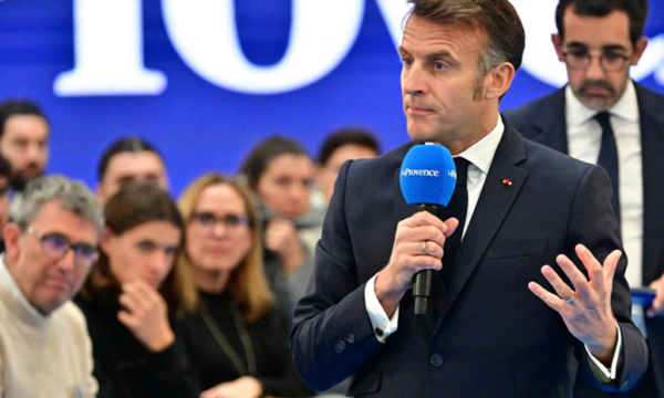 Macron: Trump synon hapur ta dobësojë dhe nënshtrojë Evropën