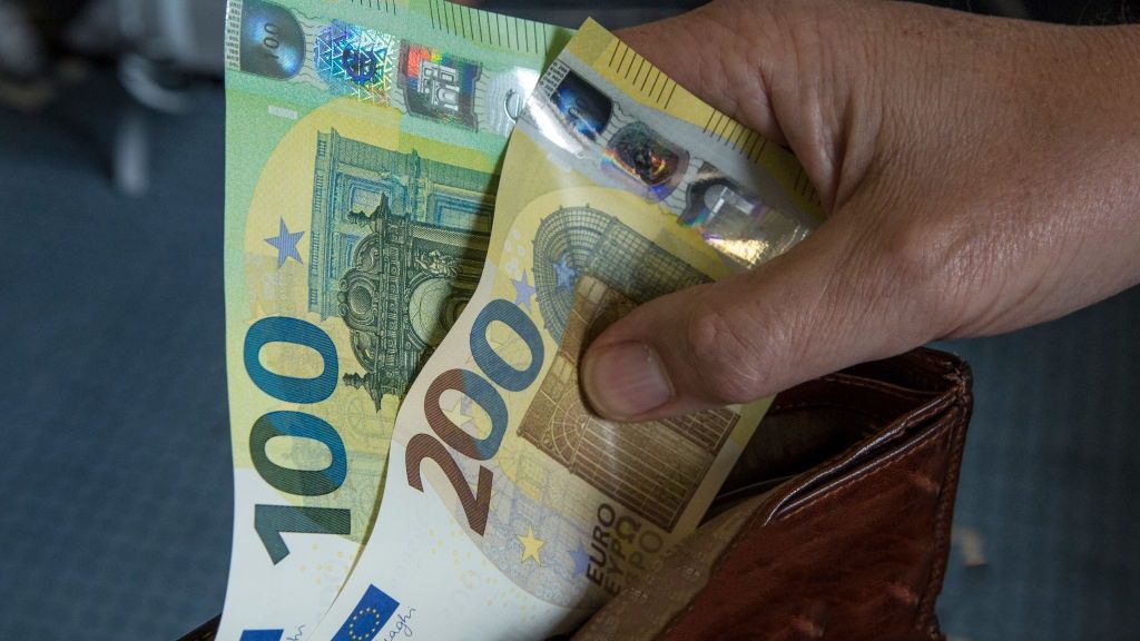 Komuna e Obiliqit vendos: 350 euro euro në muaj për familjet që adaptojnë fëmijë