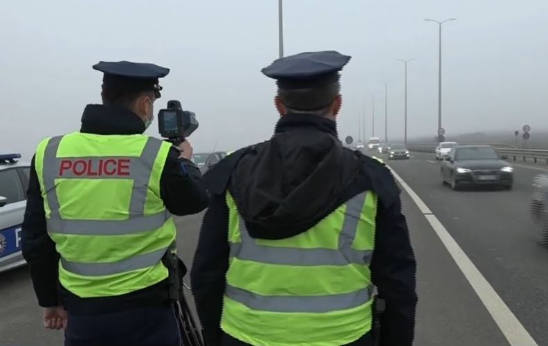 74 aksidente e mbi 2226 gjoba brenda 24-të orëve të fundit