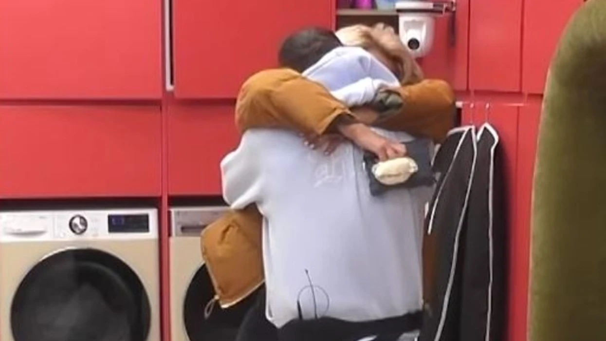 E befasishme, Dolce rikthehet në krahët e Limit