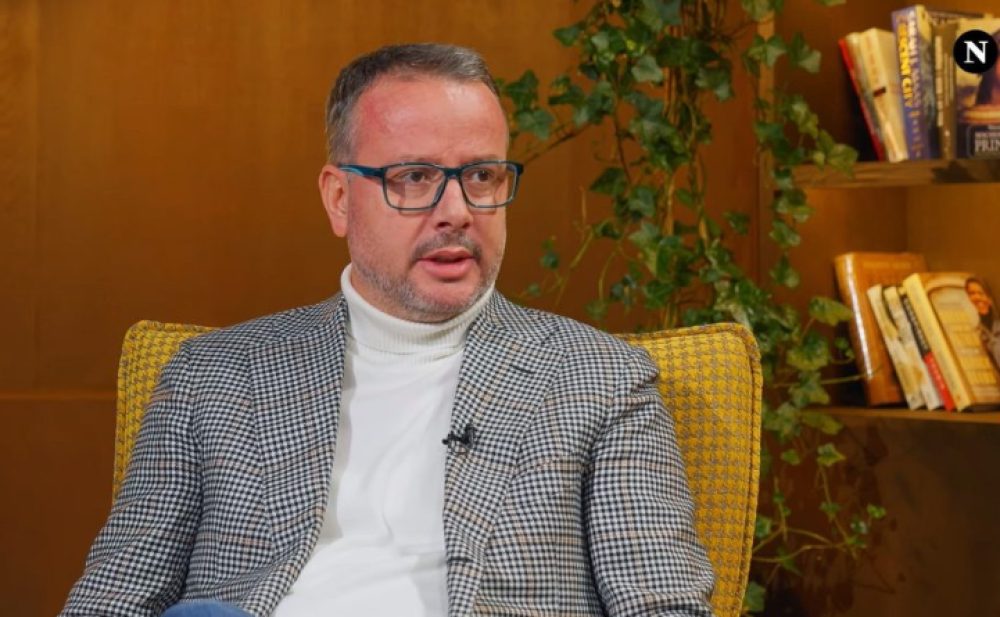 Kajtazi: Vetëvendosja kurrgjë nuk dallon nga Lista Serbe