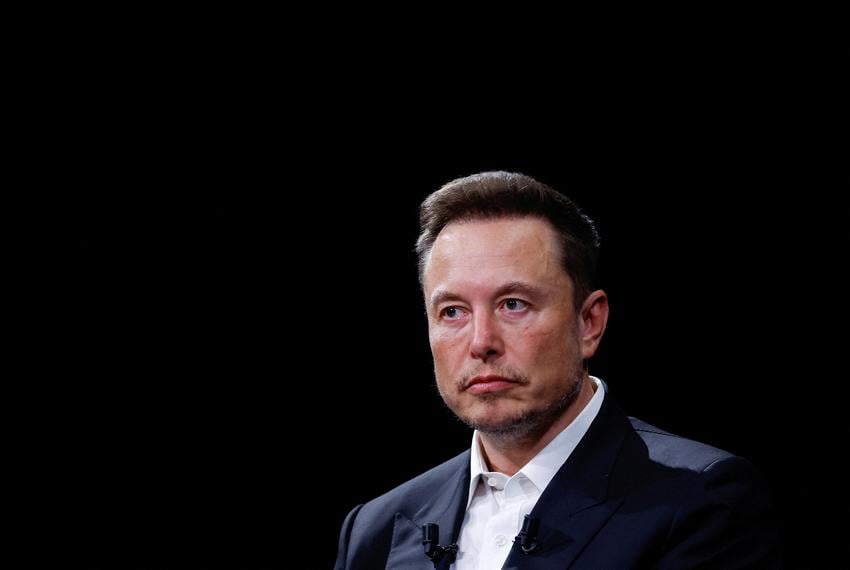 Elon Musk kritikon ashpër kryeministrin spanjoll pas planeve për kufizimin e mediave sociale
