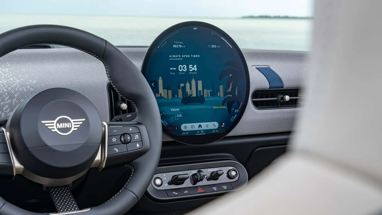 Mini Cooper nuk heq dorë nga butonat me prekje fizike