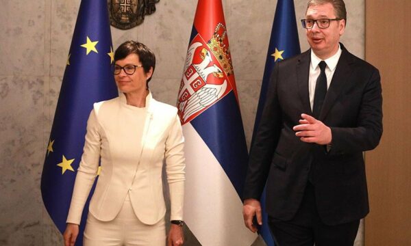 BE po rishqyrton fondet për Serbinë nga Plani i Rritjes, ligjet për drejtësinë “po minojnë besimin”