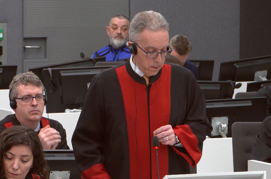 Mbrojtja sfidon ZPS-në: Si mund të ketë Thaçi “kontroll efektiv”, kur Milutinoviq s’kishte?