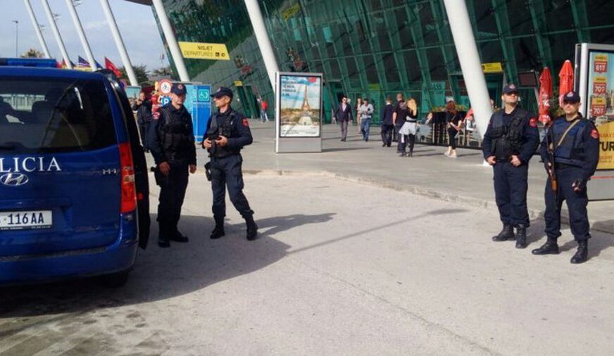 Ekstradohet nga Beogradi shtetasi shqiptar, akuzohet për dhunë në familje