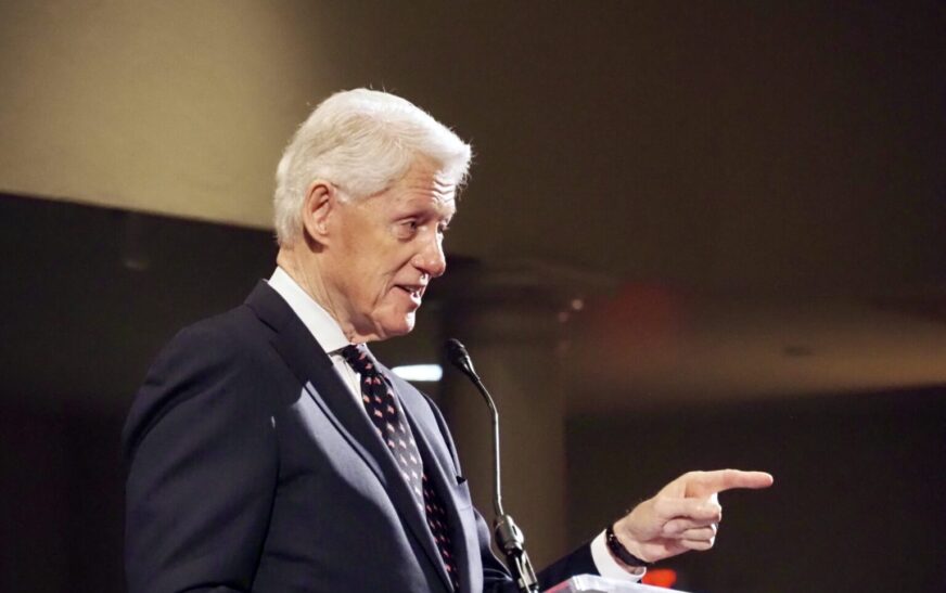 Bill Clinton do të dëshmojë sot për hetimet mbi Epstein