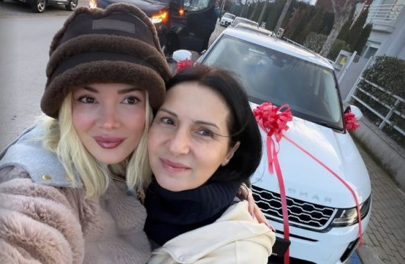 Era Istrefi i dhuron nënës një Range Rover