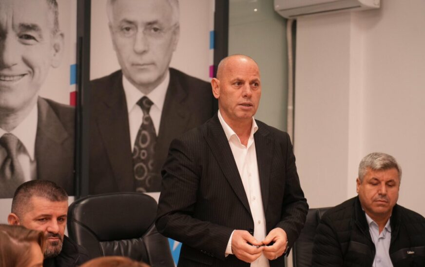 Lladrovci: Vetëm pafajësia për heronjtë tanë të luftës dhe paqes, do të jetë vendimi i drejtë