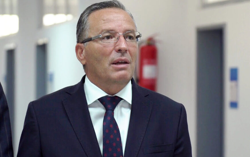 Bedri Hamza flet përsëri për ish-krerët: Të pafajshëm përballë akuzave, çlirimtarë në betejën për liri dhe dinjitet