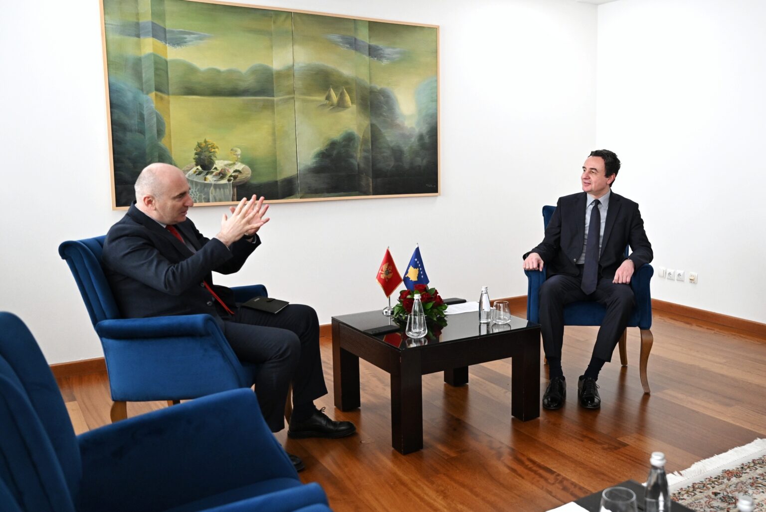 Kurti takoi Ambasadorin e Malit të Zi në Kosovë, flasin për thellim të bashkëpunimit midis dy vendeve