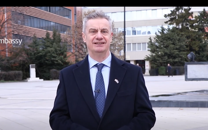 Ambasadori Hargreaves: Britania e Madhe krenare për partneritetin me Kosovën