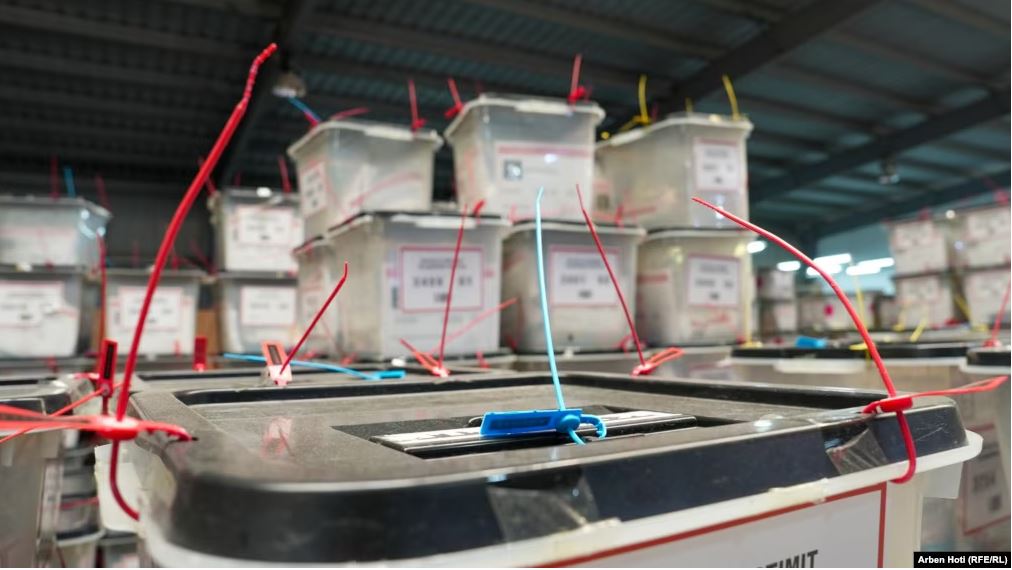 Ambasada britanike thirrje akterëve politikë pasi PZAP vendosi për Listën Serbe: Respektoni vendimet!