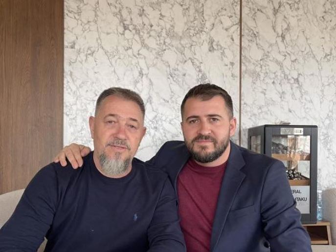 Lushtaku uron babanë për ditëlindje: Luftëtar i pathyeshëm, fitimtar i palëkundur – të paçim gjatë