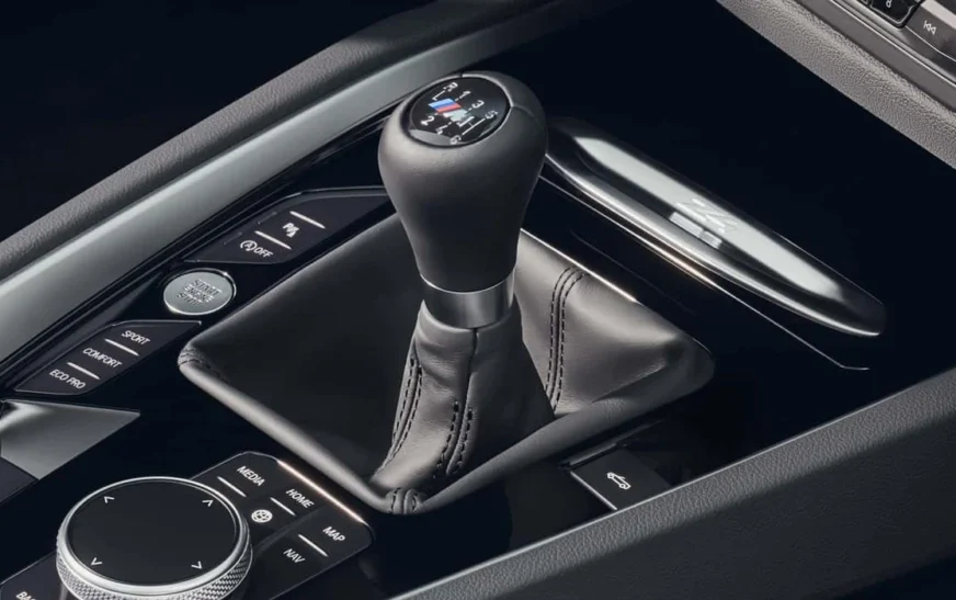 Lajm i keq për fansat e BMW M, manuali nuk ka të ardhme të gjatë