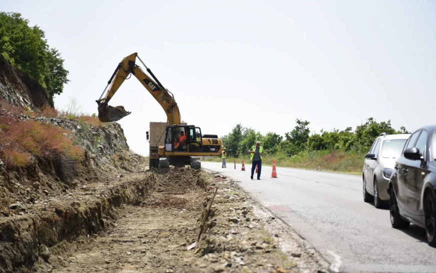 Bllokohet ura e Dollcit si pasojë e punimeve, nuk pritet të lëshohet deri nesër