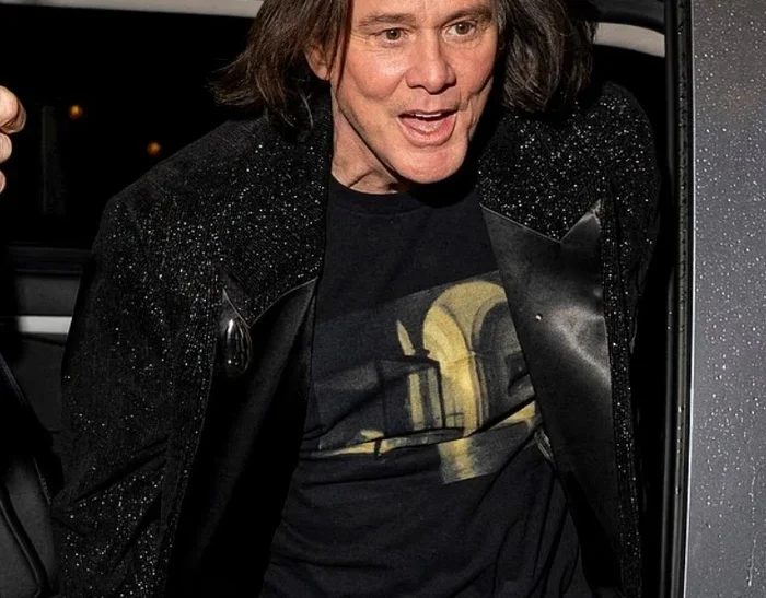 jim-carrey-shkakton-polemika-per-pamjen-e-tij-te-re-gjate-qendrimit-ne-paris