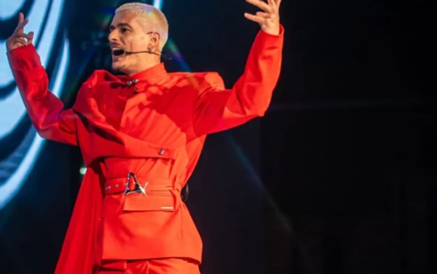 londrimi-per-menyren-se-si-vishet:-ne-fillim-te-perqeshin,-pastaj-te-admirojne-te-gjithe