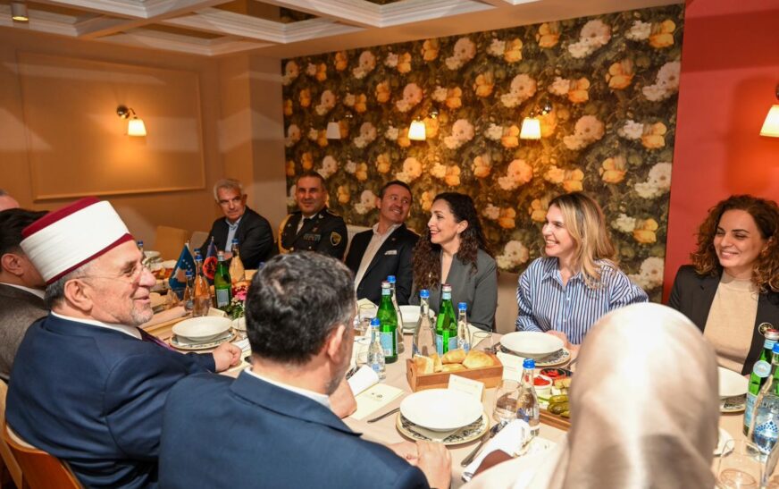 Presidentja shtron iftar për drejtuesit e BIK-ut