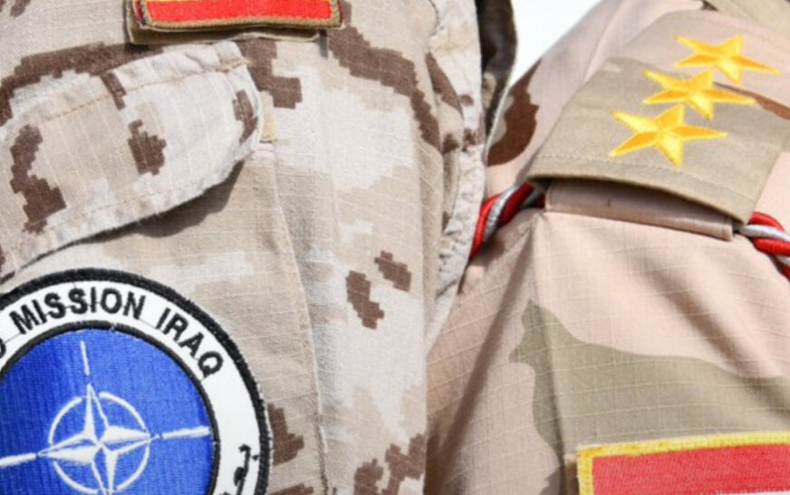 NATO tërheq të gjithë trupat nga misioni në Irak