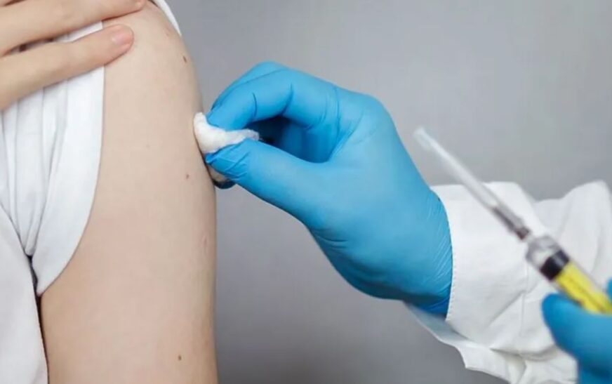 Shkencëtarët zbulojnë vaksinën që ‘zgjon’ sistemin imunitar kundër tumoreve