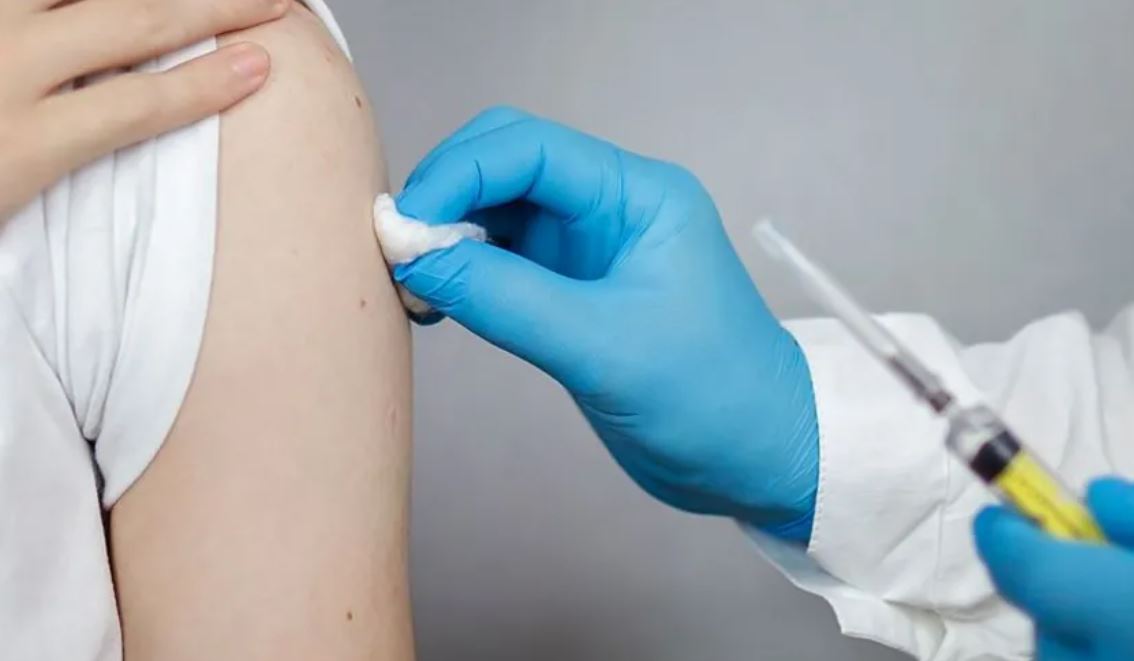 Shkencëtarët zbulojnë vaksinën që ‘zgjon’ sistemin imunitar kundër tumoreve
