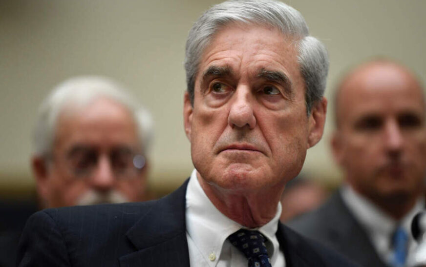 Vdes ish-drejtori i FBI-së