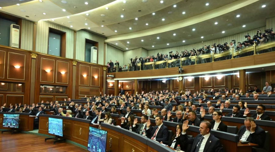 Vullnet a obligim: Deputetët para procesit për zgjedhjen e presidentit