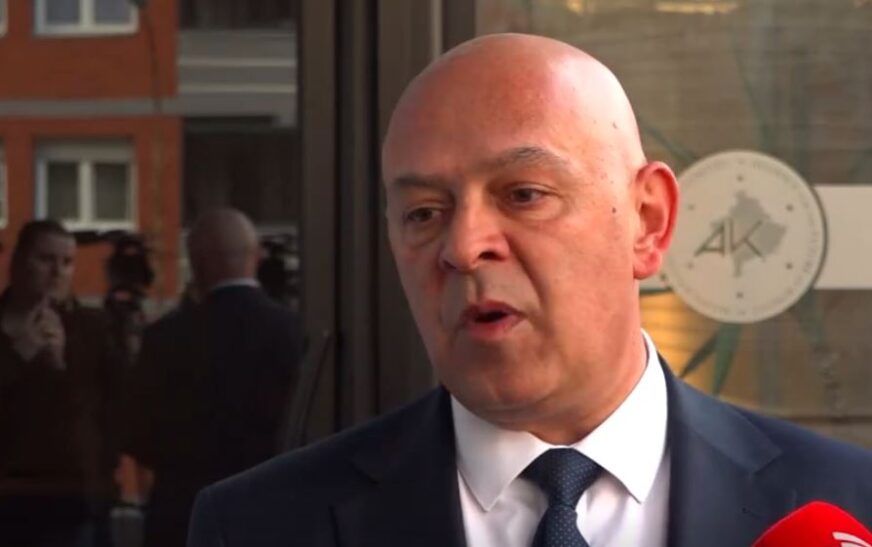 Gjini: Zgjedhjet kanë qenë të evitueshme