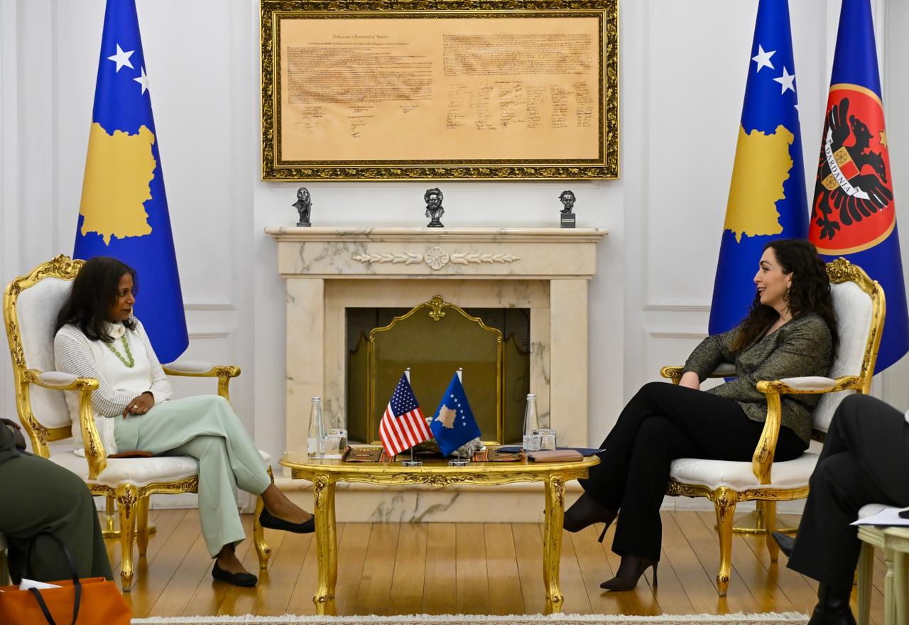 Osmani takohet me Pratipattin, diskutohen zhvillimet e fundit politike në vend