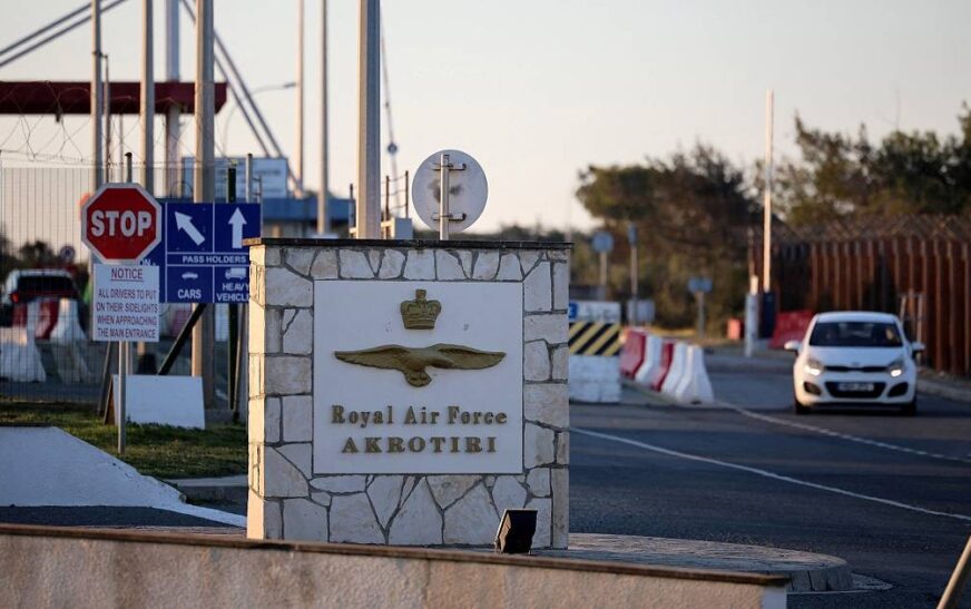 Droni iranian godet bazën ajrore britanike në Qipro