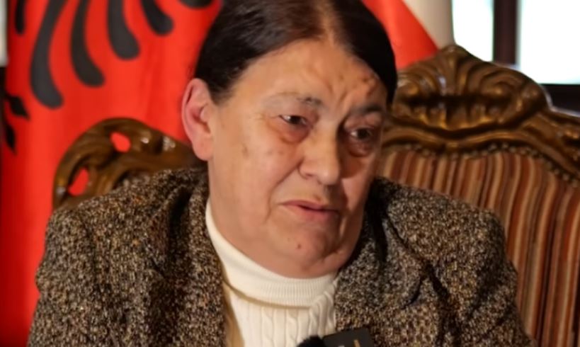 Nëna Rukë tregon se si ju “flet” djemve të saj dëshmorë: “O moj nanë, po diell i mirë ju paska ra”