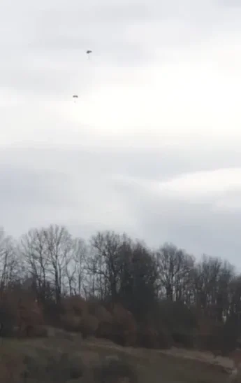 Ushtria e Serbisë zhvillon stërvitje të pazakontë pranë kufirit me Kosovën, banorët shqetësohen