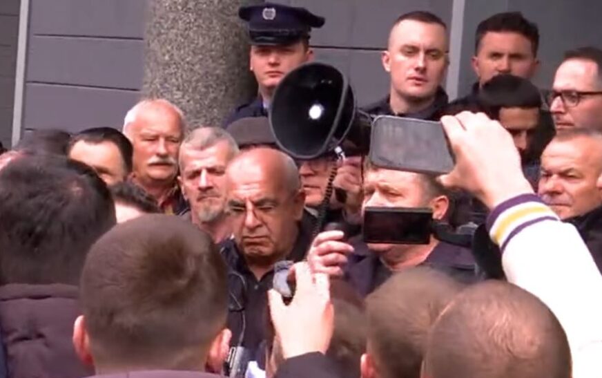 OVL-UÇK e quan idiot Shkëlzen Gashin: Degradim i skajshëm edhe nga Kuvendi