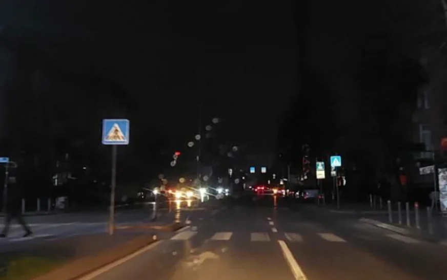 Disa lagje në Prishtinë mbesin pa energji për mbi nëntë orë, probleme edhe në trafik