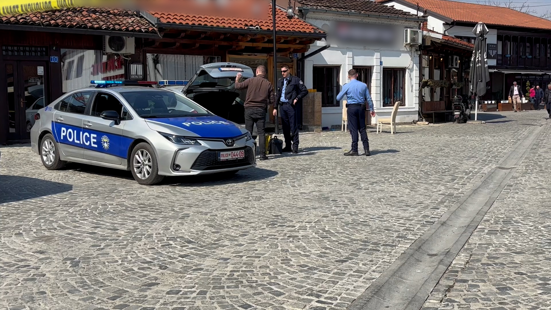 Vetëdorëzohet në polici i dyshuari për vrasjen në Gjakovë