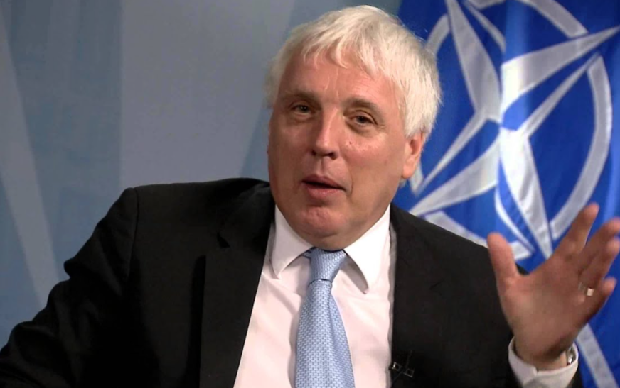 Ish-zëdhënësi i NATO-s, Jamie Shea: Nuk dua të vdes pa e parë Kosovën në NATO
