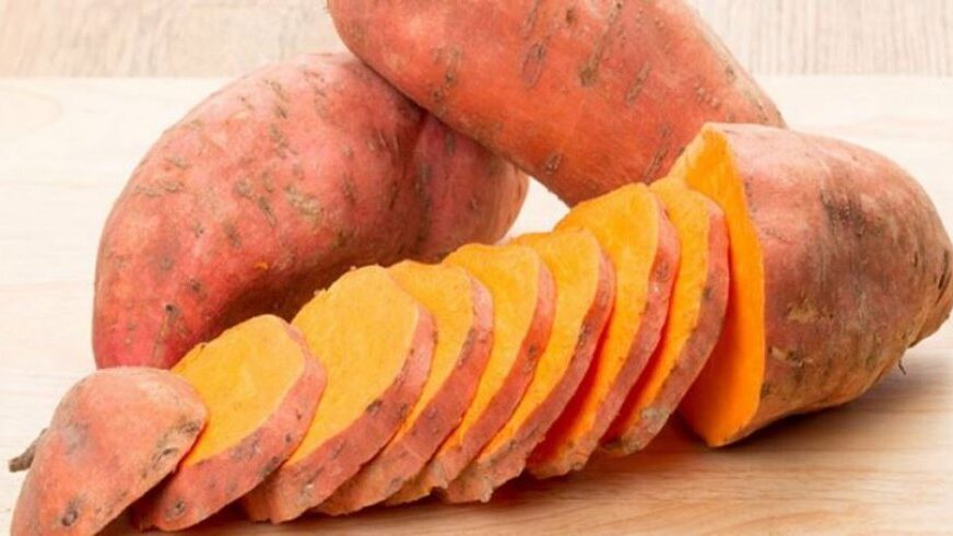 Patatja e ëmbël ndihmon në reduktimin e rrudhave