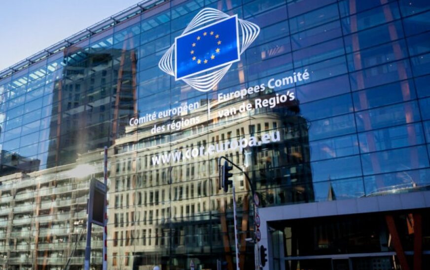 Komiteti i Rajoneve i BE-së heq fusnotën te emri i Kosovës