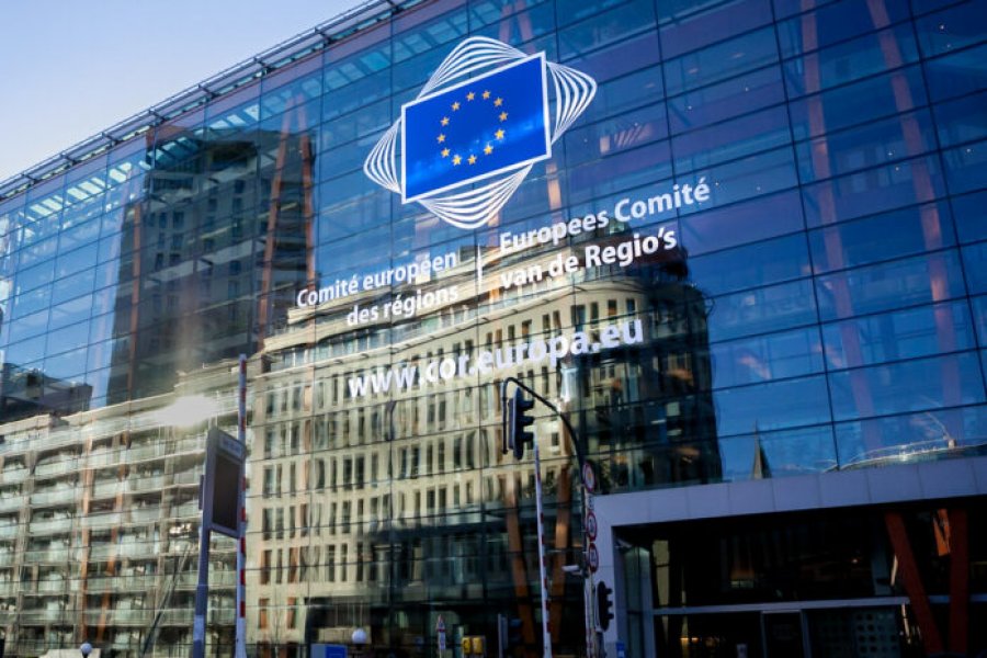 Komiteti i Rajoneve i BE-së heq fusnotën te emri i Kosovës