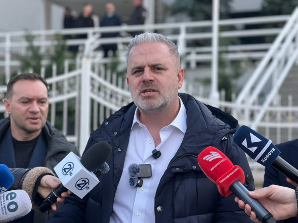 Azemi: Hajninë me njehsorët elektrikë duhet ta ndalim bashkërisht