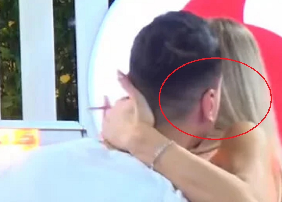 Del video: Momenti kur Mateo tenton ta puthë Brikenën, banorja ikën në tualet