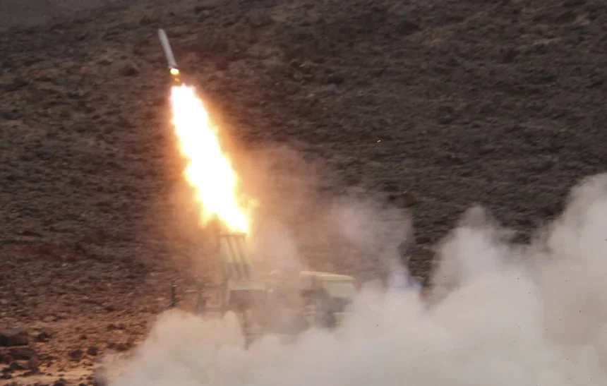 Irani paralajmëron: Do të godasim bankat, qëndroni larg 1 kilometër