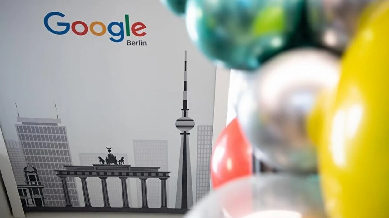 Google hap qendrën e Inteligjencës Artificiale në Berlin – si pjesë të një programi investimi prej 5.5 miliardë eurosh