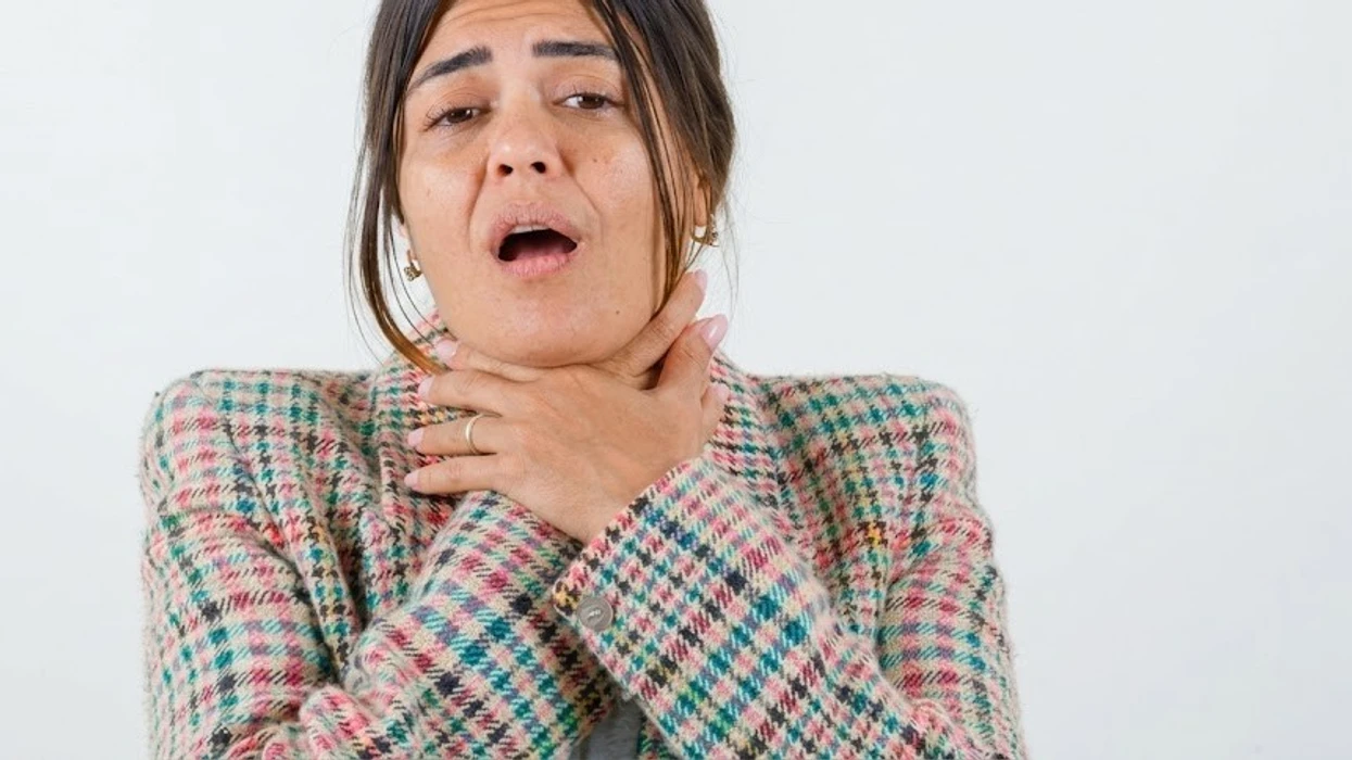 Po ju merret fryma papritur dhe nuk mund të flisni? Ja çfarë nuk guxoni të bëni në këtë situatë