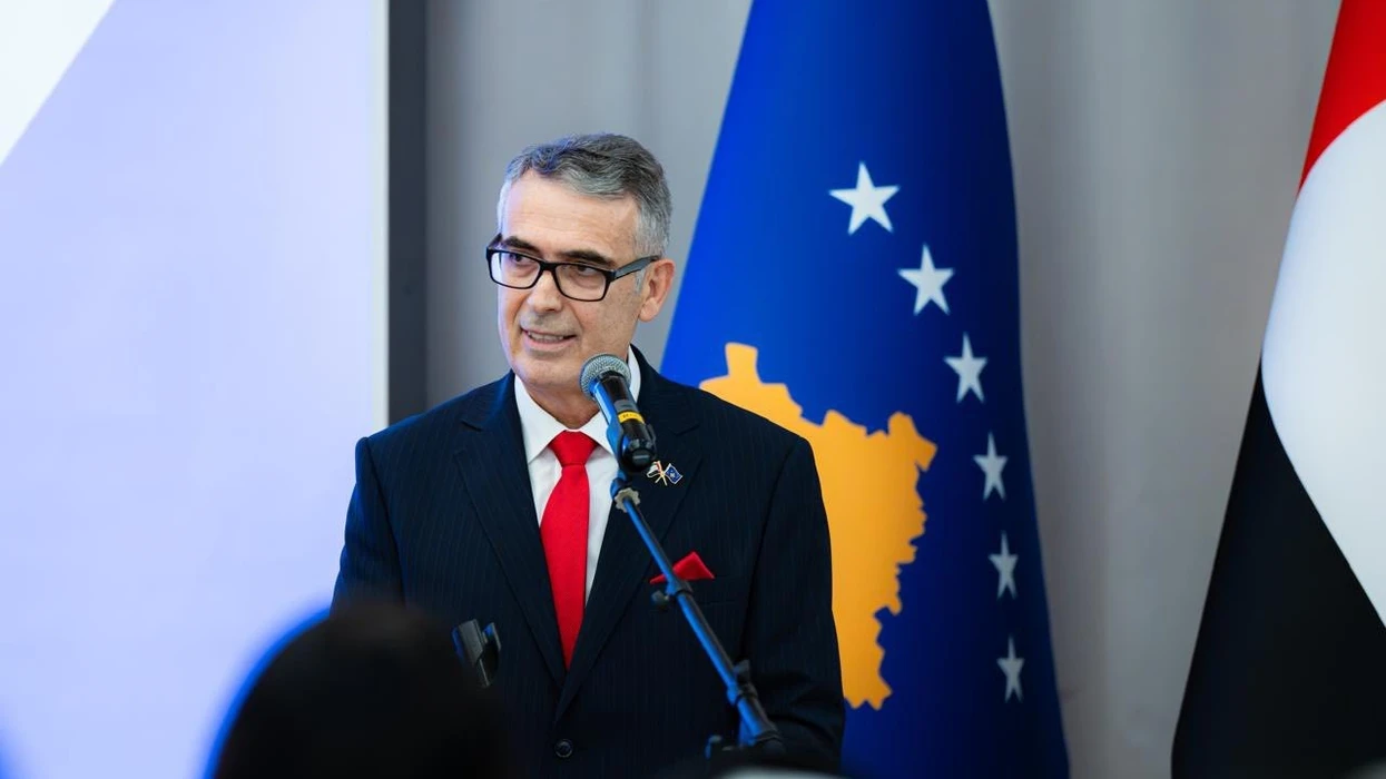 Bllokada e hapësirës ajrore në Emirate, Ambasada e Kosovës në Abu Dhabi njofton për masa evakuimi